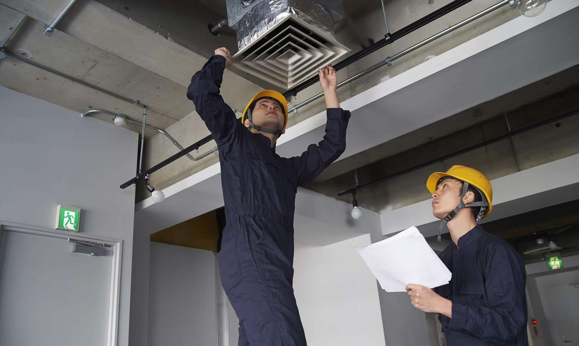 空調設備工事スタッフ